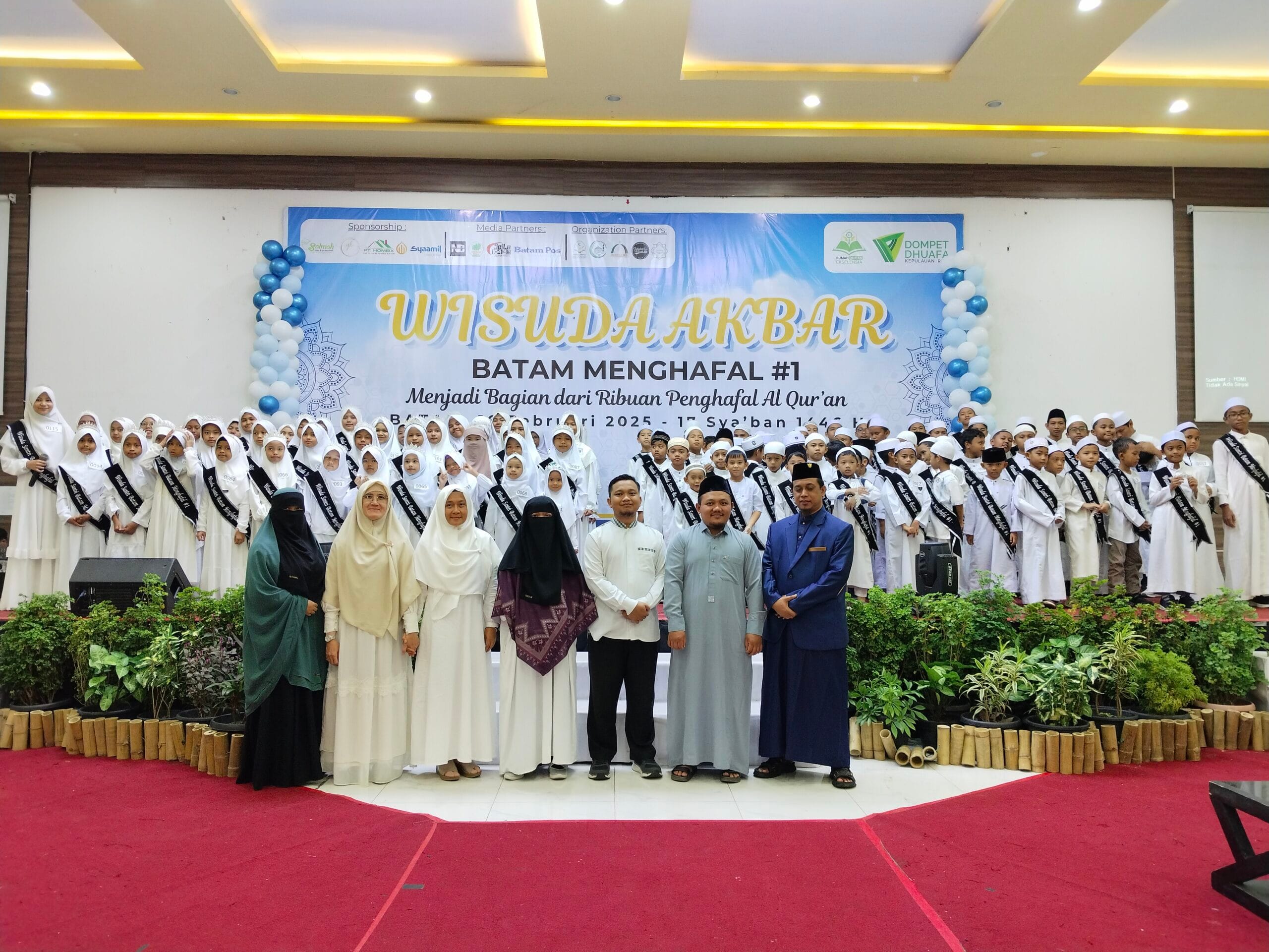 Wisuda Akbar Batam Menghafal 1 Sukses Diselenggarakan