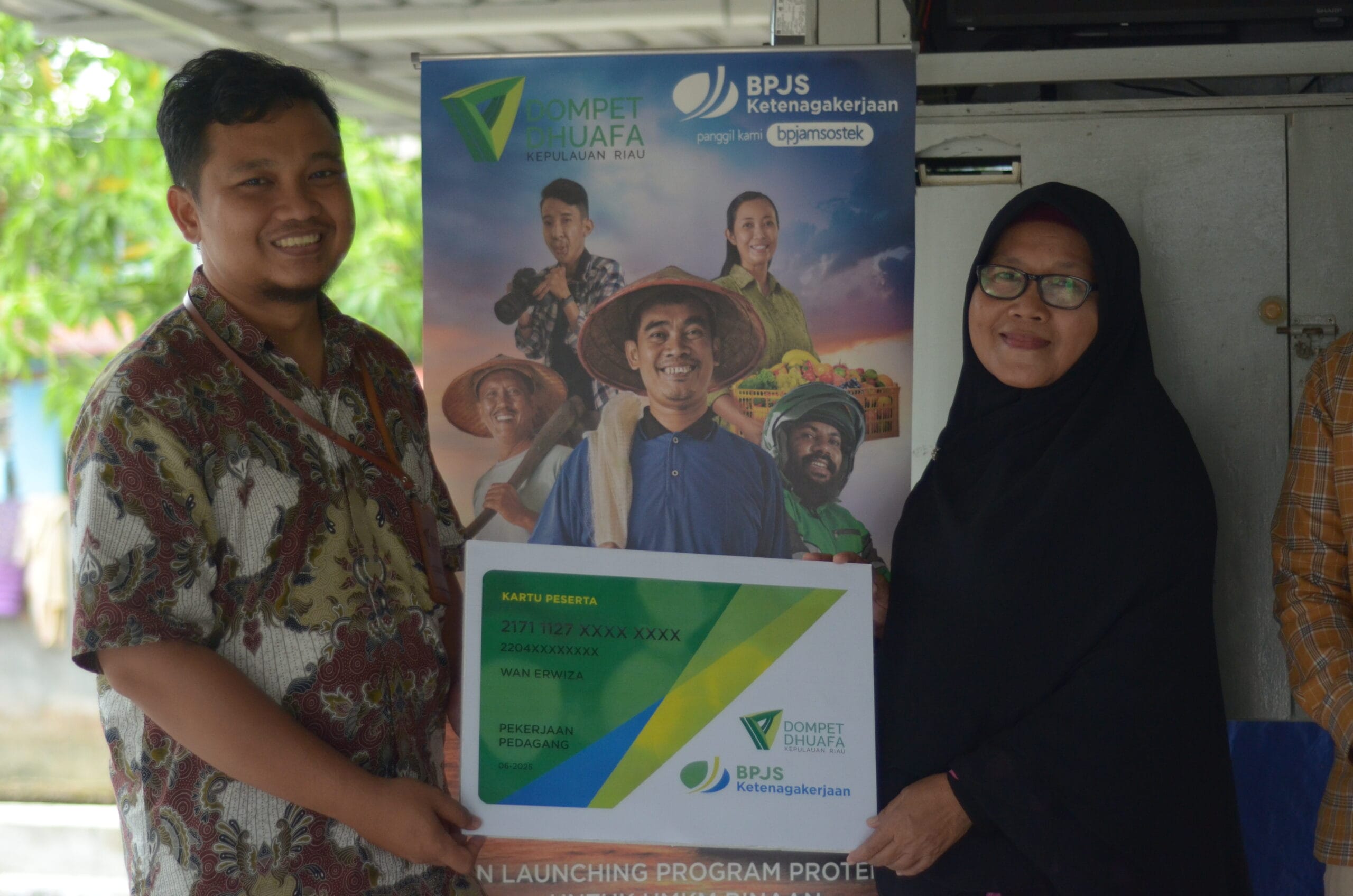 Rekor! Dompet Dhuafa Kepri Jadi Lembaga Amil Zakat Pertama di Kepri yang Berikan Proteksi BPJS Ketenagakerjaan untuk UMKM Binaan